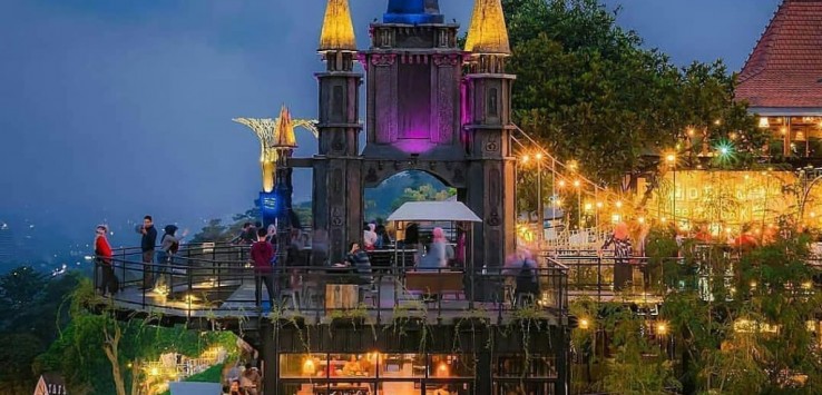 10 Referensi Tempat Wisata Malam Hari Paling Diburu Anak Muda Daerah Lembang, Wajib Kalian Kunjungi! 2
