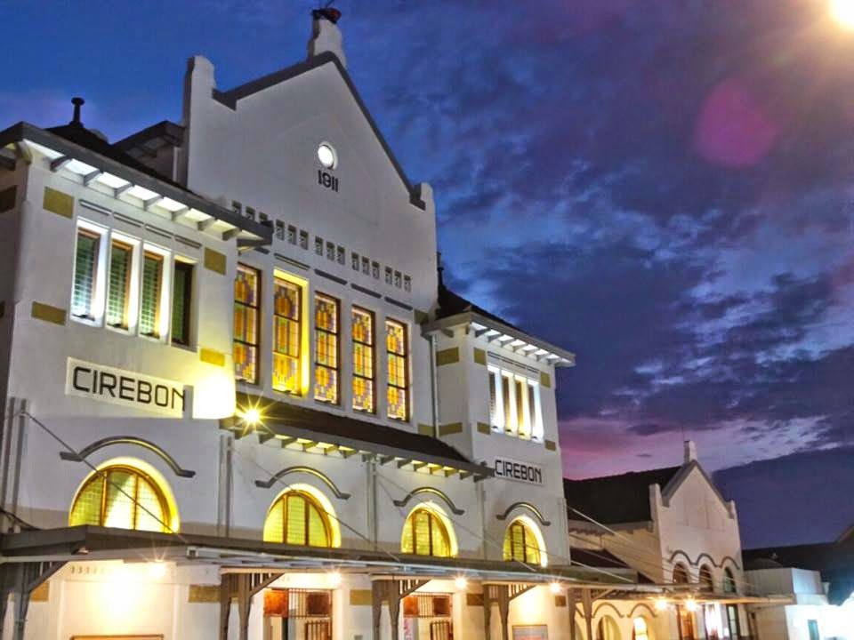 6 Rekomendasi Tempat Wisata Malam Hari di Kota Cirebon Yang Seru dan Bikin Betah 3