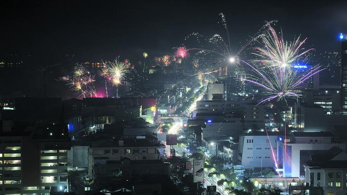 Ingin Merayakan Tahun Baru di Balikpapan? 10 Tempat Ini Jangan Kelewatan 1 Ingin Merayakan Tahun Baru di Balikpapan? 10 Tempat Ini Jangan Kelewatan 1