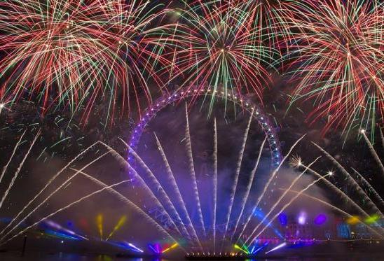 Merayakan Malam Tahun Baru di Karawang, Begini Penampakan 10 Tempat Perayaannya 1