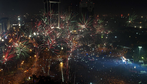 Merayakan Momen Tahun Baru di Lampung, Jangan Lupa Kunjungi 10 Tempat Menarik Ini 1 Merayakan Momen Tahun Baru di Lampung, Jangan Lupa Kunjungi 10 Tempat Menarik Ini 1