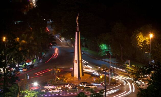 10 Tempat Wisata Malam  Hari di Bogor  2022 Devoyage Sempur 
