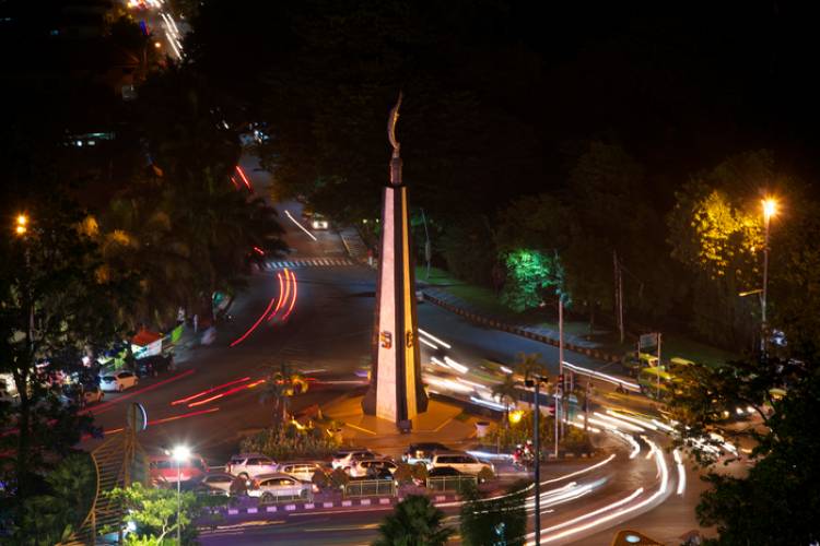 10 Referensi Destinasi Wisata Malam Hari Paling Instagramable di Daerah Bogor Favoritnya Anak Muda 6 10 Referensi Destinasi Wisata Malam Hari Paling Instagramable di Daerah Bogor Favoritnya Anak Muda 6