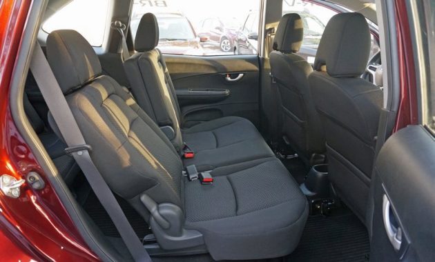 6 Transportasi Bus dan Travel Tangerang Ke Bandung Mulai Rp.80.000 1