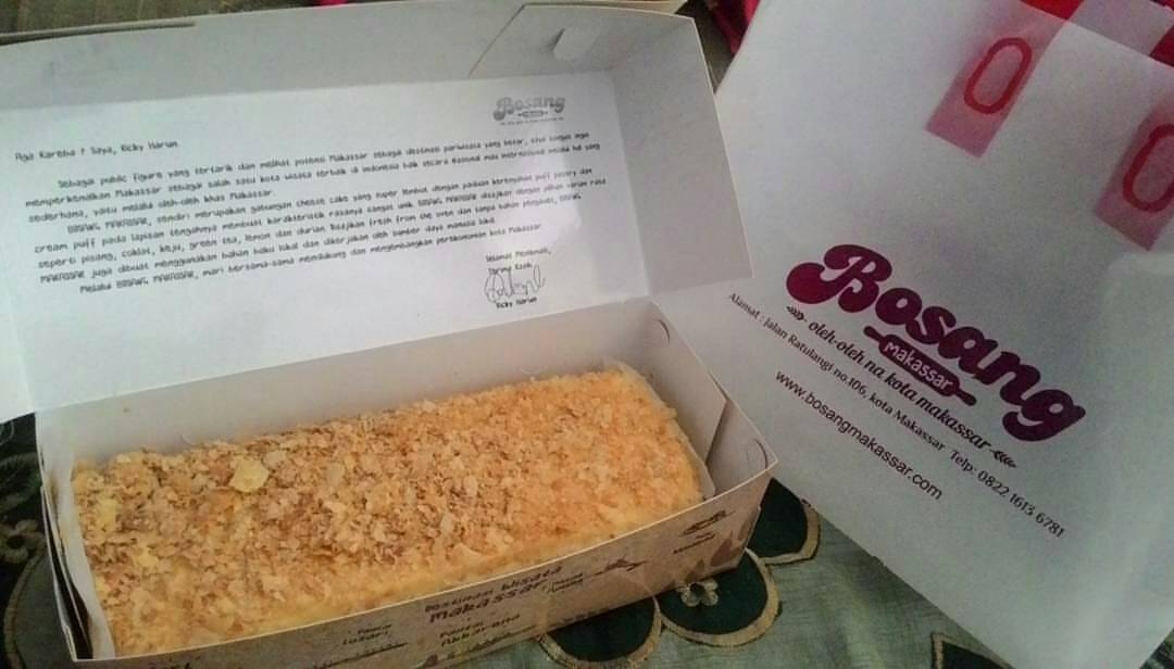 Ke Makassar, Jangan Lewatkan Untuk Berburu 12 Daftar Oleh-Oleh Ini Ya! 2 Ke Makassar, Jangan Lewatkan Untuk Berburu 12 Daftar Oleh-Oleh Ini Ya! 2