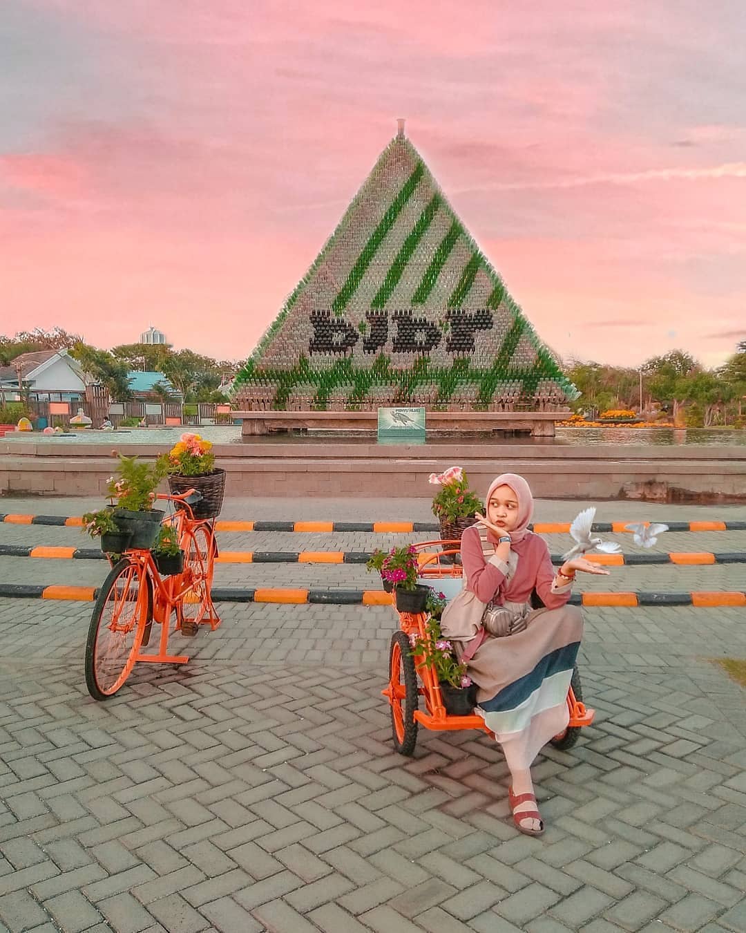 Menengok Sisi Lain Dari Probolinggo Lewat Bee Jay Bakau Resort BJBR, Buka Sampai Jam Berapa? 9 Menengok Sisi Lain Dari Probolinggo Lewat Bee Jay Bakau Resort BJBR, Buka Sampai Jam Berapa? 8