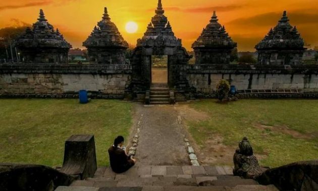 6 Referensi Destinasi Wisata Malam Hari Yang Ada di Daerah Klaten Ini Paling Cantik 5