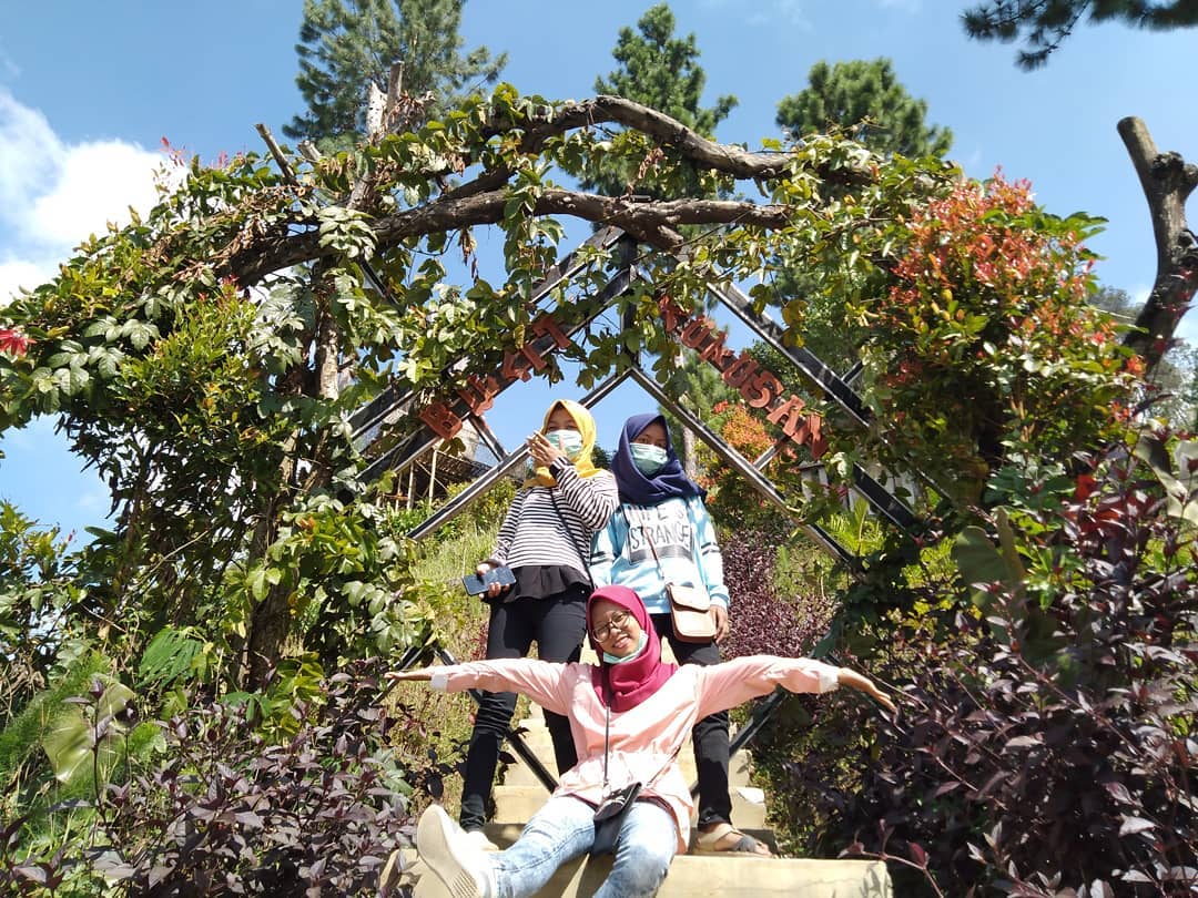 Bukit Kukusan, Spot Terbaik Menikmati Panorama Alam Kota Pemalang 2 Bukit Kukusan, Spot Terbaik Menikmati Panorama Alam Kota Pemalang 2