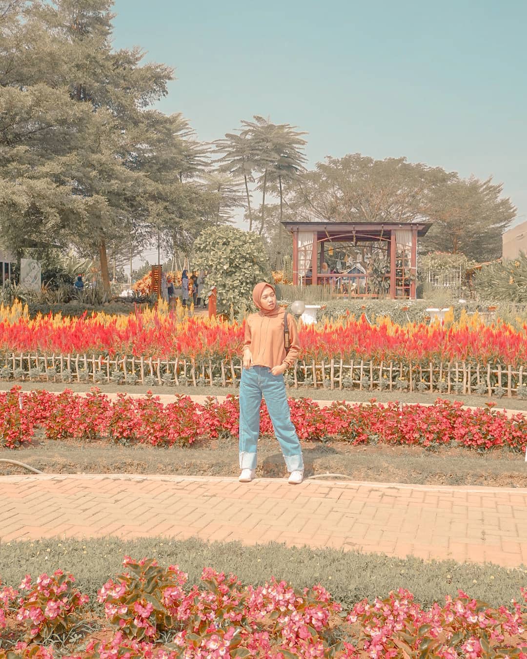 Berburu Spot Foto Instagramable di Urban Farming Purwakarta 2