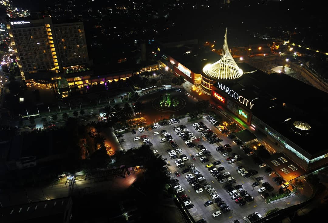 6 Daftar Pilihan Destinasi Wisata Malam Hari di Daerah Depok Yang Paling Asyik Untuk Kalian Kunjungi 3