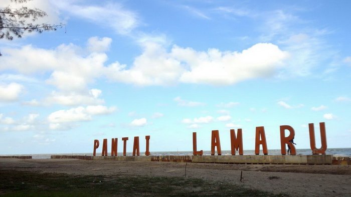 6 Rekomendasi Destinasi Wisata Paling Syahdu Untuk Menikmati Malam di Daerah Balikpapan, Coba Yuk! 5 6 Rekomendasi Destinasi Wisata Paling Syahdu Untuk Menikmati Malam di Daerah Balikpapan, Coba Yuk! 4