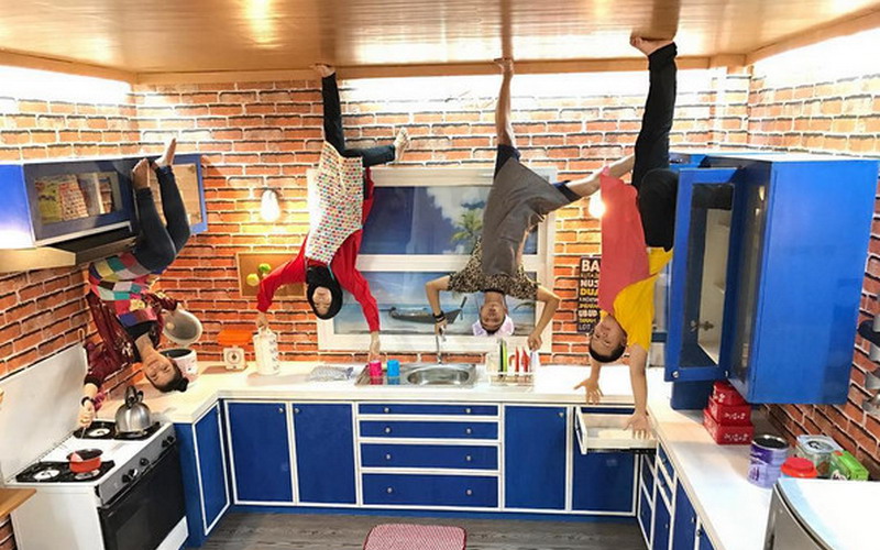 10 Wisata Rumah Terbalik di Indonesia Yang Instagenic Abis 4