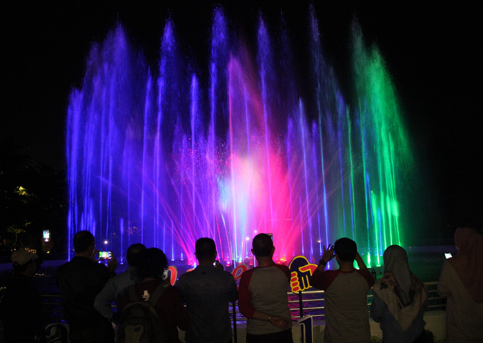 6 Referensi Destinasi Wisata Malam Hari Paling Romantis di Daerah Banjarmasin Cocok Banget Buat Ngedate 1