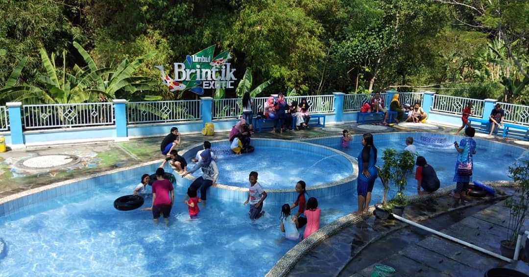 Usir Lelah Selepas Bekerja Dengan Berendam di Umbul Brintik 6