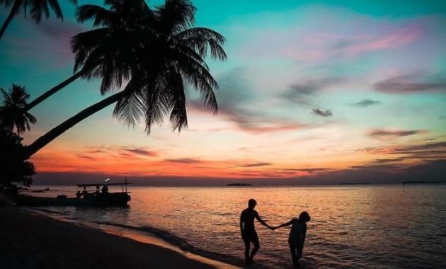 6 Rekomendasi Tempat Wisata Malam Hari Paling Seru di Jepara Jawa Tengah Ini Wajib Kalian Kunjungi 6 6 Rekomendasi Tempat Wisata Malam Hari Paling Seru di Jepara Jawa Tengah Ini Wajib Kalian Kunjungi 5