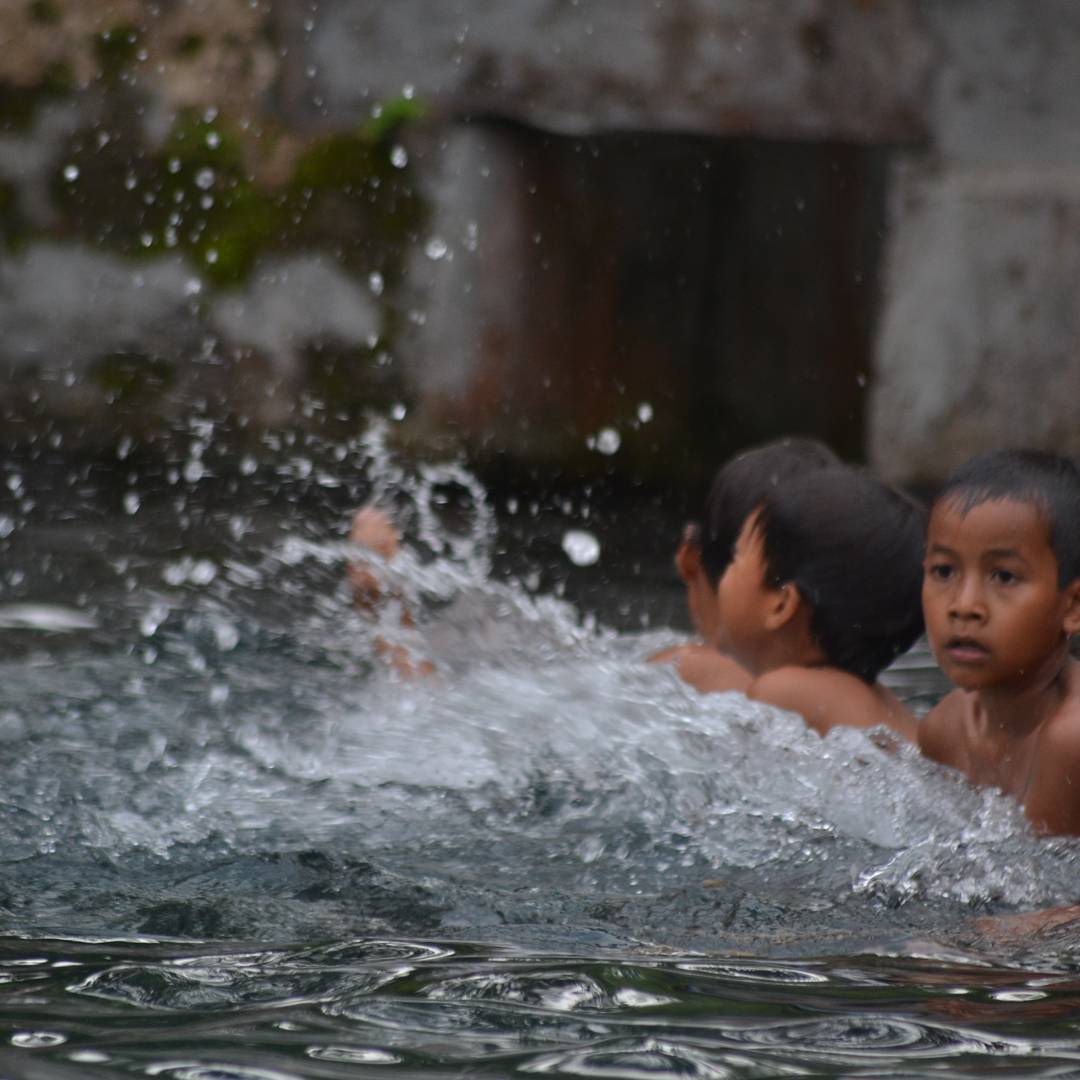 Usir Lelah Selepas Bekerja Dengan Berendam di Umbul Brintik 10