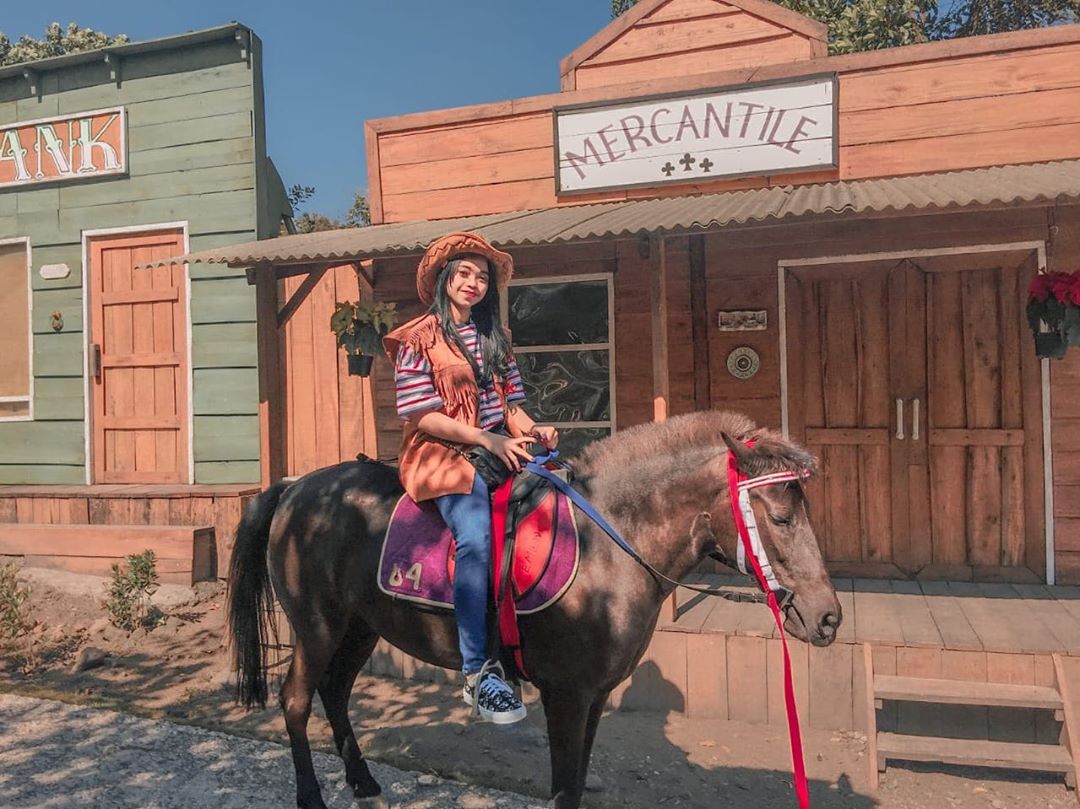 Merapi Park: Taman Tematik Dengan Puluhan Replika Landmark Paling Terkenal di Dunia 8 Merapi Park: Taman Tematik Dengan Puluhan Replika Landmark Paling Terkenal di Dunia 7