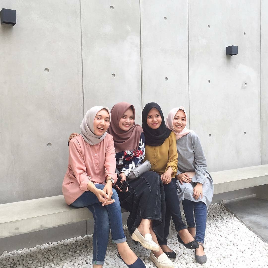 Ohana Cafe Semarang: Tempat Nongkrong Bergaya Industrialis, Intip Daftar Harga Menunya 3