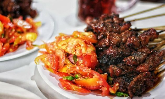 Plesiran Ke Purwakarta, Cicipi Sate Maranggi Hj Yetty 7