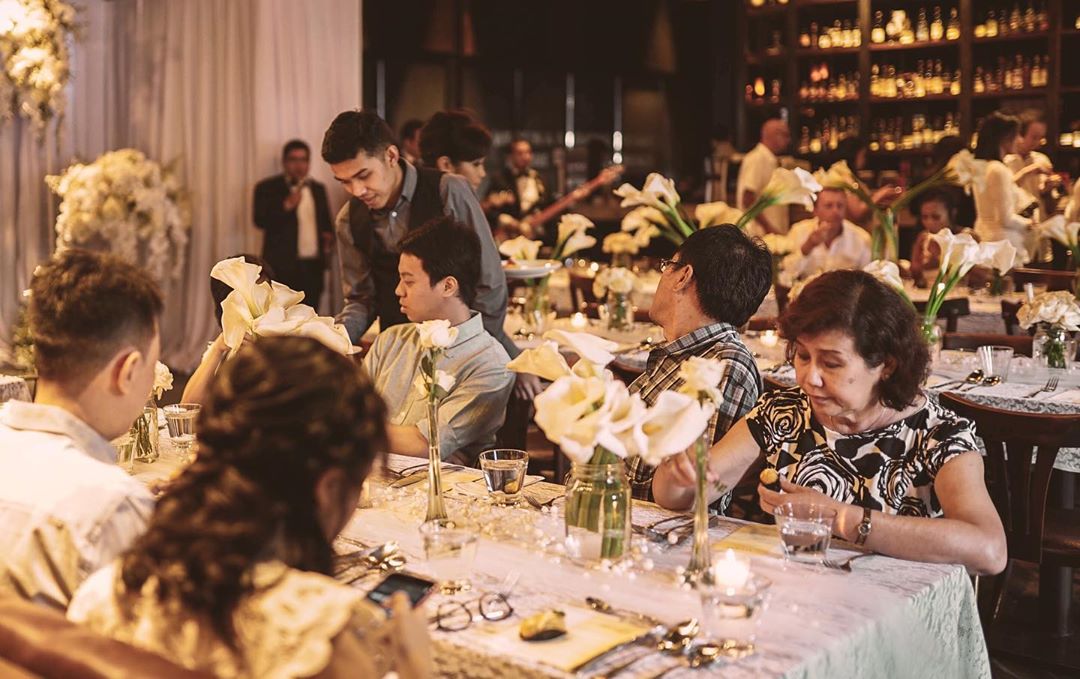 A To Z Bar Wine & Brasserie, Tempat Hangout Paling Asik di Semarang 6 A To Z Bar Wine & Brasserie, Tempat Hangout Paling Asik di Semarang 5