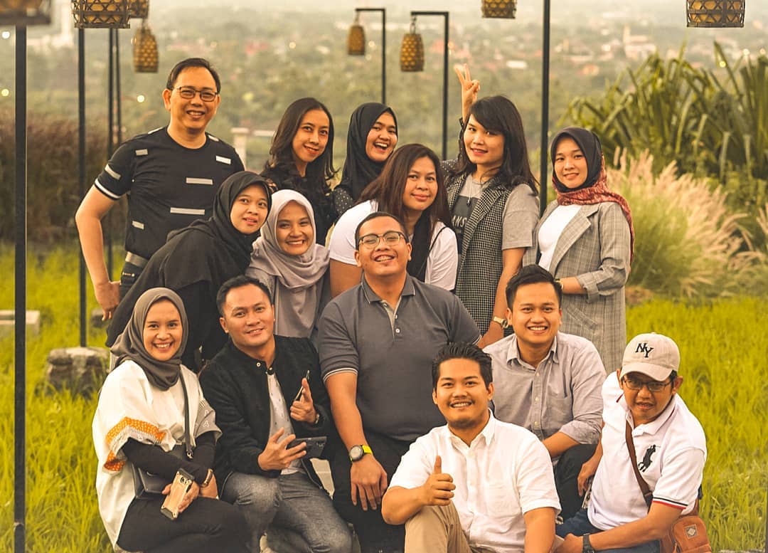 Abhayagiri: Restoran Romantis Diatas Bukit, Lihat Pesona Kecantikan dan Harga Menunya 5 Abhayagiri: Restoran Romantis Diatas Bukit, Lihat Pesona Kecantikan dan Harga Menunya 5