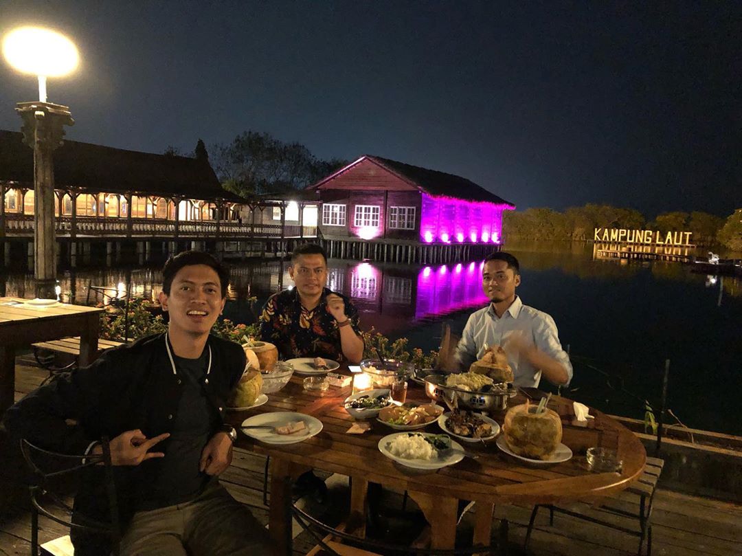 Kampung Laut Semarang: Restoran Apung Paling Pas Untuk Family Time 7 Kampung Laut Semarang: Restoran Apung Paling Pas Untuk Family Time 6
