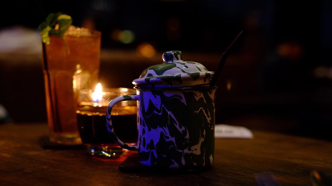 A To Z Bar Wine & Brasserie, Tempat Hangout Paling Asik di Semarang 9 A To Z Bar Wine & Brasserie, Tempat Hangout Paling Asik di Semarang 8