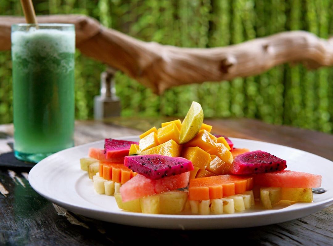 Clear Cafe Ubud, Tempat Nongkrong Asik di Bali 4