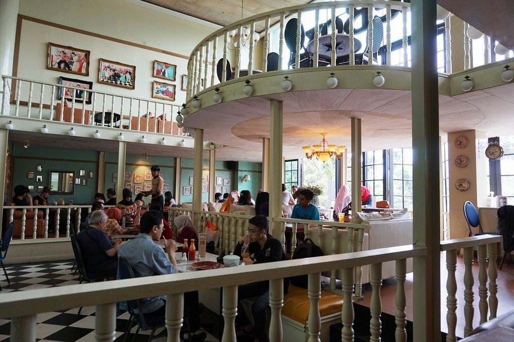 Ini Dia 10 Alamat Giggle Box di Bandung Buat Nongkrong Asyik 4