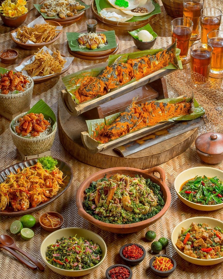 Bumi Sampireun Cikarang, Restoran Bernuansa Alam Sunda yang Familiable 2