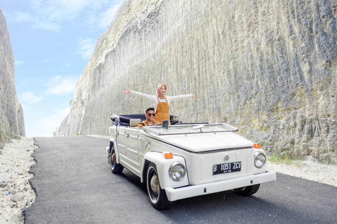 Ini Dia Pesona Pantai Melasti Yang Termasuk Objek Wisata Primadona di Ungasan Bali 7