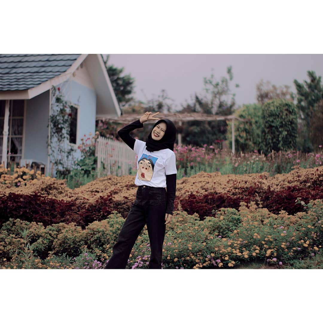 Serunya Family Time di Camp Hulu Cai Bogor, View Utama Gunung Pangrango 2