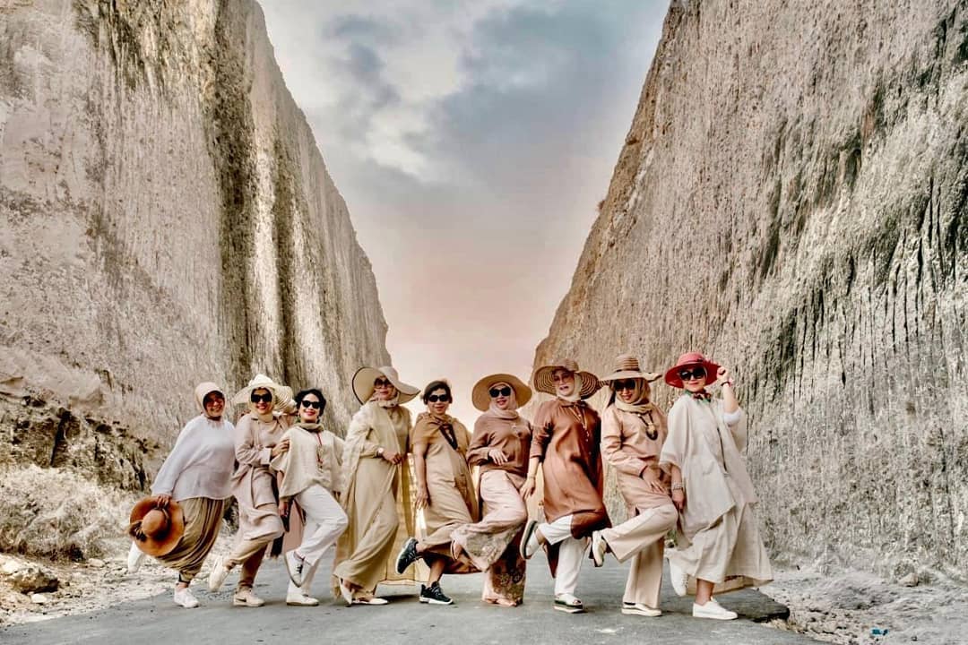 Ini Dia Pesona Pantai Melasti Yang Termasuk Objek Wisata Primadona di Ungasan Bali 8