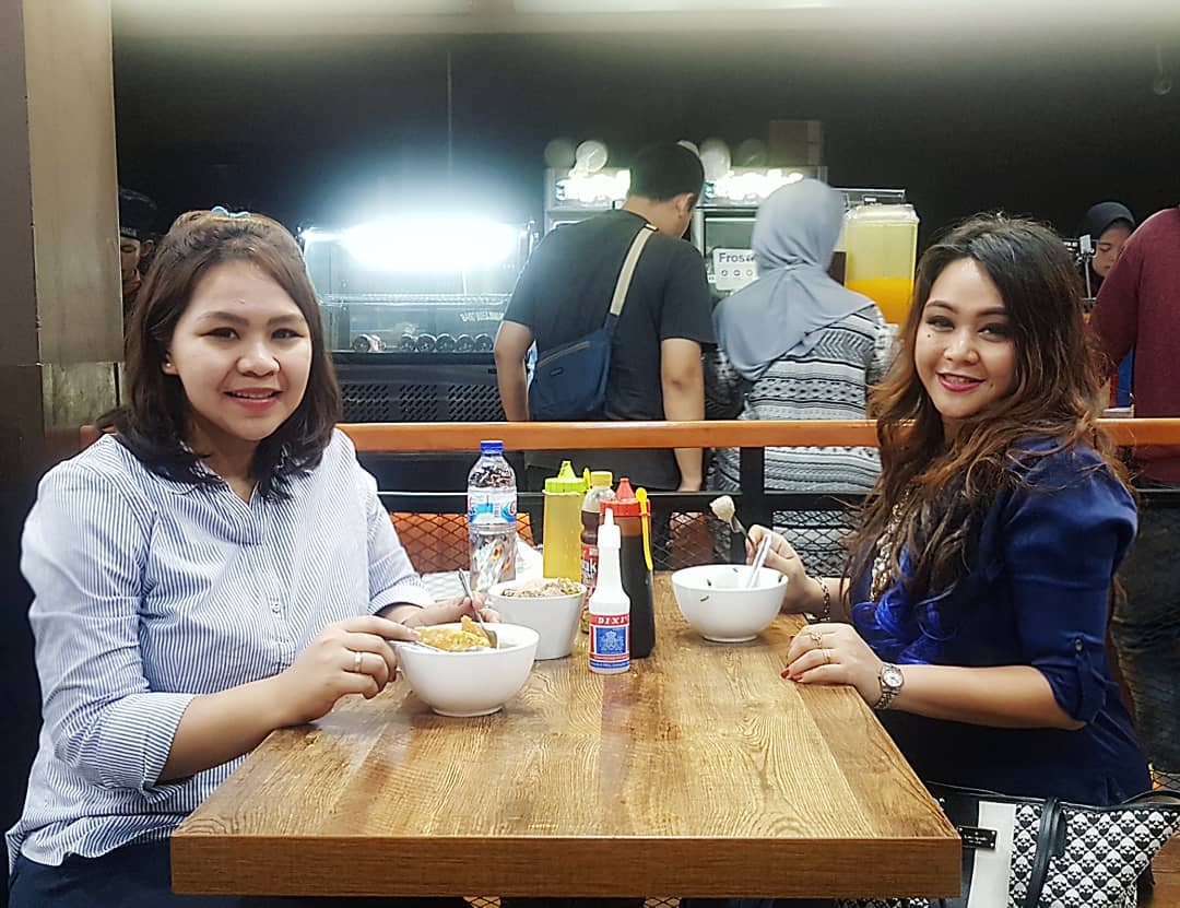 Pengen Ngebaso? Coba Deh Kunjungi Bakso Boedjangan Ciputat Ini Yuk! 5 Pengen Ngebaso? Coba Deh Kunjungi Bakso Boedjangan Ciputat Ini Yuk! 4