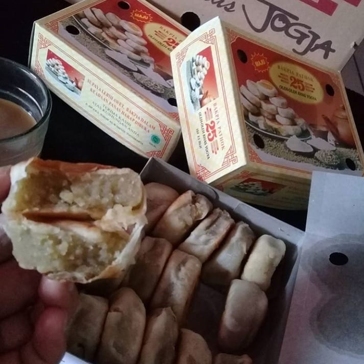 Ini Dia Bakpia Pathok 25, Oleh Oleh Khas Jogja Paling Laris 5 Ini Dia Bakpia Pathok 25, Oleh Oleh Khas Jogja Paling Laris 5
