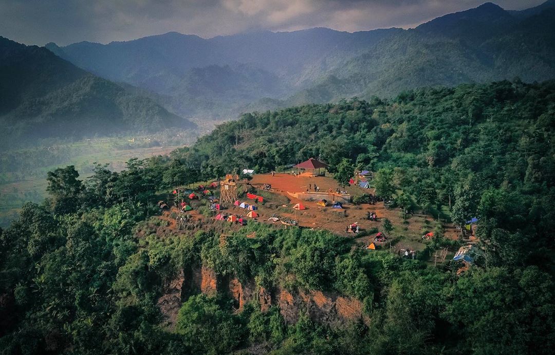 Bukit Pamoyanan, Panorama Eksotis di Subang Bak Negeri Diatas Awan 5