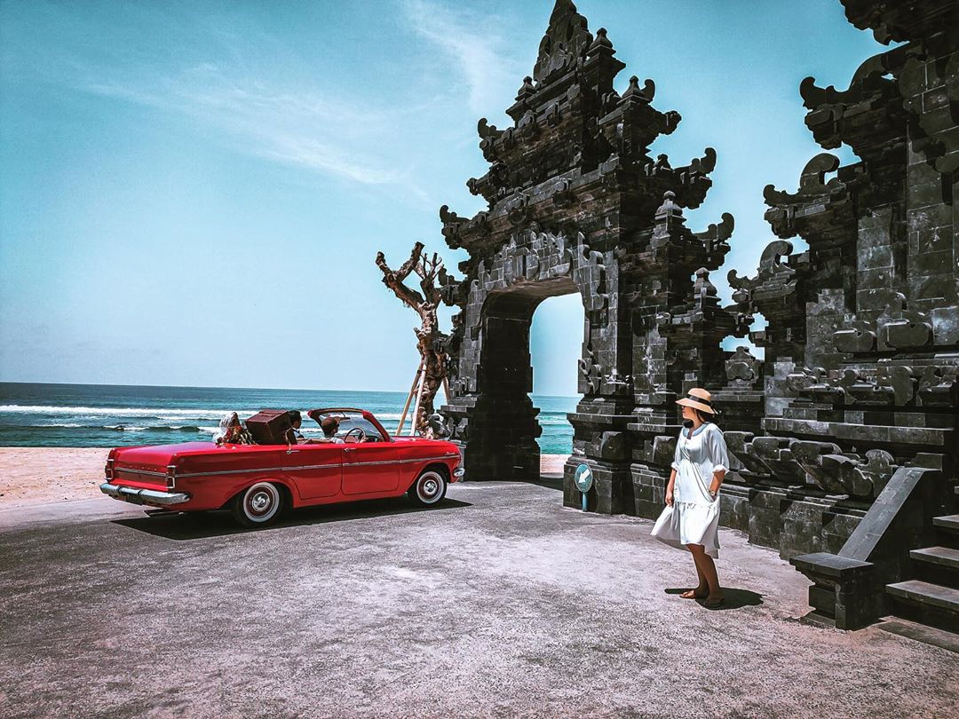 Ini Dia Pesona Pantai Melasti Yang Termasuk Objek Wisata Primadona di Ungasan Bali 9