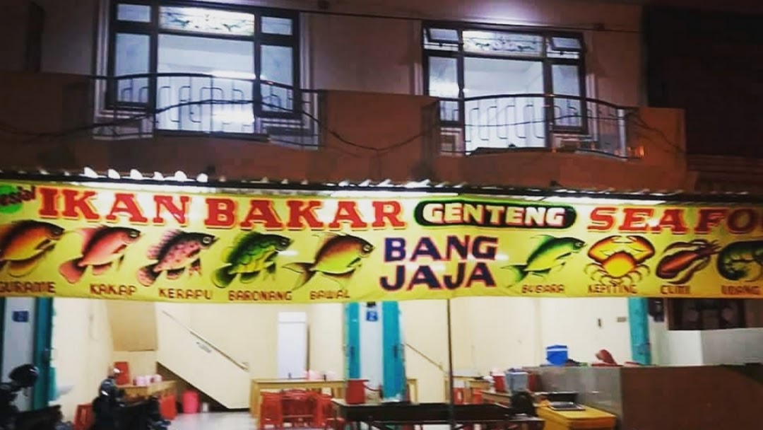 10 Tempat Makan Seafood Paling Maknyuss di Surabaya 6 10 Tempat Makan Seafood Paling Maknyuss di Surabaya 6