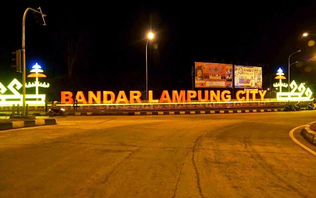 10 Referensi Taman Paling Cantik Daerah Bandar Lampung, Salah Satunya Bisa Lihat Ikan Nemo Loh! 8 10 Referensi Taman Paling Cantik Daerah Bandar Lampung, Salah Satunya Bisa Lihat Ikan Nemo Loh! 8