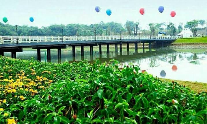 10 Daftar Pilihan Taman di Daerah Cikarang Yang Cantik dan Indah, Wajib Kalian Kunjungi! 6 10 Daftar Pilihan Taman di Daerah Cikarang Yang Cantik dan Indah, Wajib Kalian Kunjungi! 6