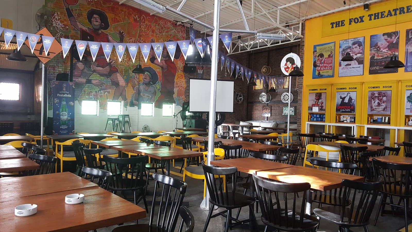 3 Daftar Alamat Mr.K di Semarang, Kafe Kekinian Dengan View Indah 3