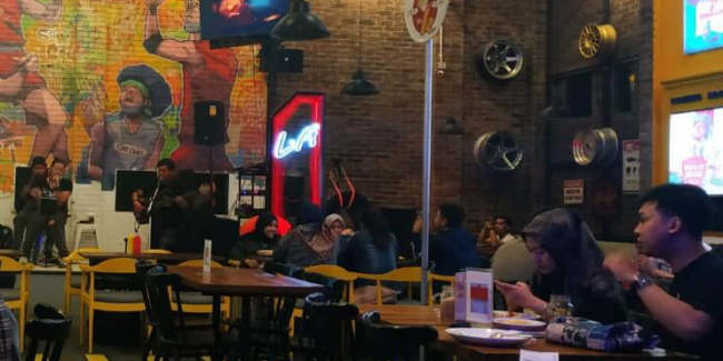 3 Daftar Alamat Mr.K di Semarang, Kafe Kekinian Dengan View Indah 10