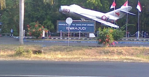 Ini Dia 10 Bandar Udara Yang Ada di Jawa Timur 7 Ini Dia 10 Bandar Udara Yang Ada di Jawa Timur 7