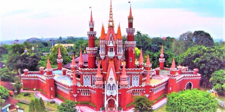 10 Taman Hiburan Terbaik Paling Seru di Indonesia 8