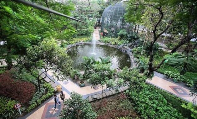 10 Daftar Pilihan Taman Cantik di Daerah Surabaya Yang Cocok Buat Hunting Foto Instagramable 3