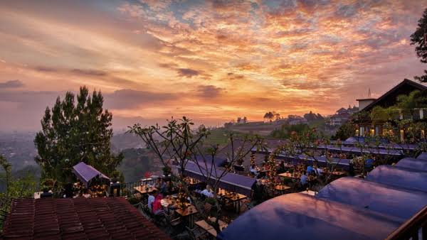 10 Tempat Wisata Di Dago Bandung 2020 Bengkok Coblong Punclut Highland Asri Heritage Hill Jejakpiknik Com