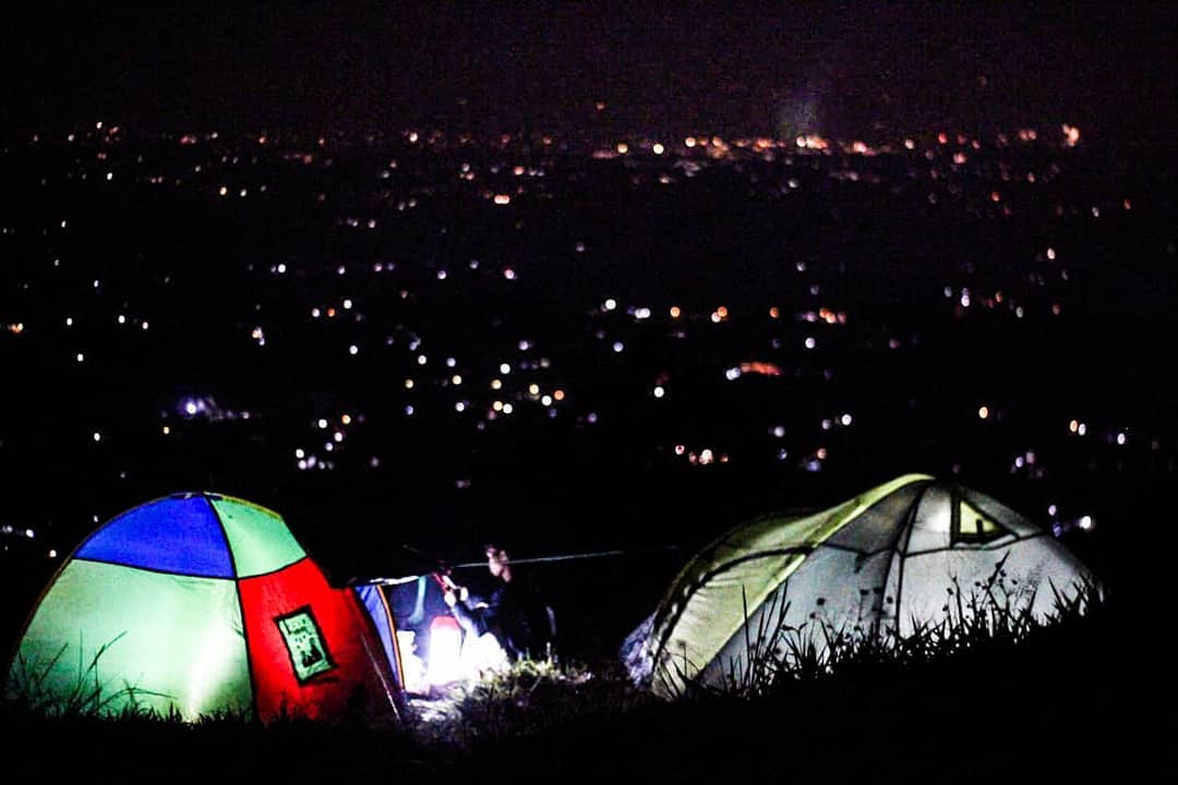 Indahnya View di Bukit Alesano, Pas Buat Camping dan Sunset Time 5 Indahnya View di Bukit Alesano, Pas Buat Camping dan Sunset Time 5