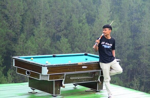 Top Selfie Hutan Pinus Kragilan Magelang 2