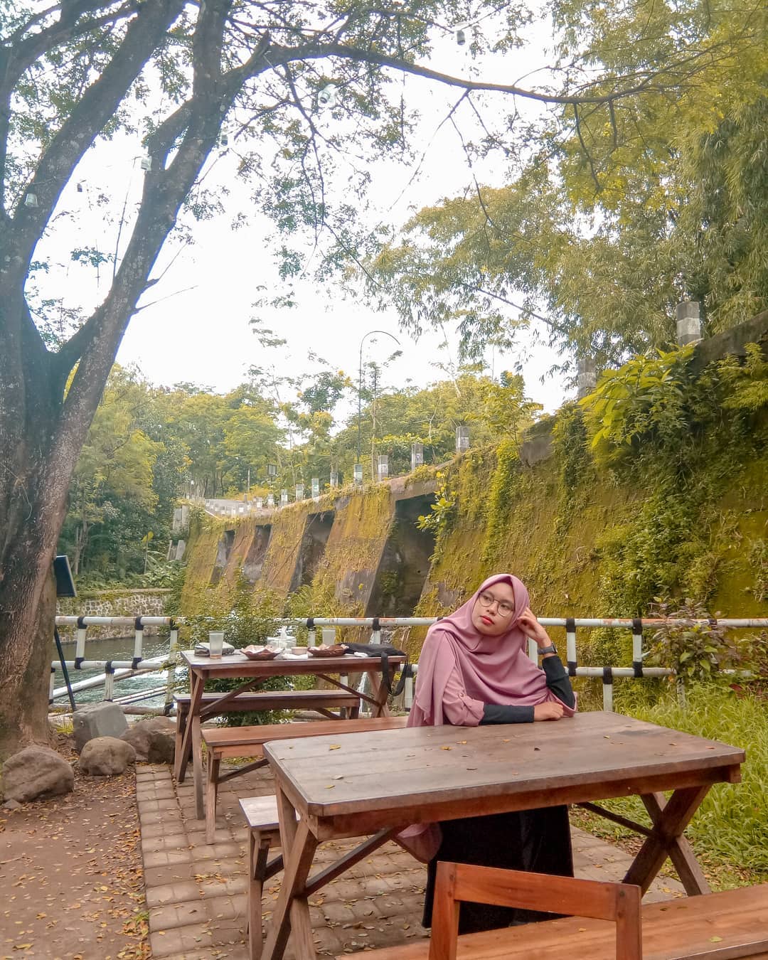 Joglo Pari Sewu Jogja, Sensasi Kulineran di Tepi Sungai Bersatu Dengan Alam 6 Joglo Pari Sewu Jogja, Sensasi Kulineran di Tepi Sungai Bersatu Dengan Alam 6