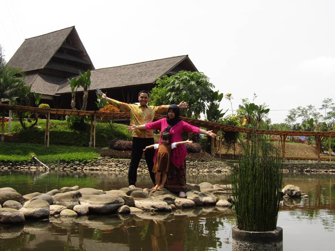 Mang Engking Purwokerto, Resto Sunda Paling Laris 6 Mang Engking Purwokerto, Resto Sunda Paling Laris 5